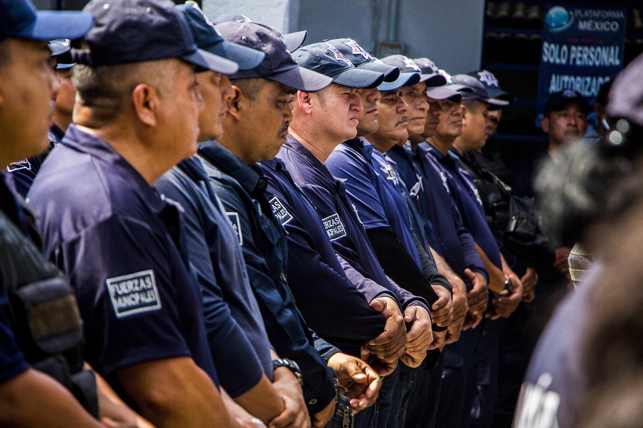 聚名网实名账号：lamer购买平台